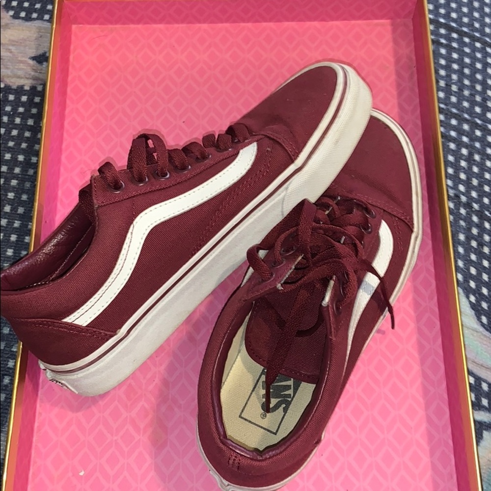 Vans - Picture 2 of 2